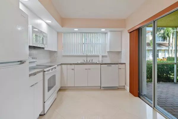 2515 SE 19th Place ##108-A, Other, FL 33035