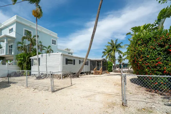 147 Long Key Road, Key Largo, FL 33037