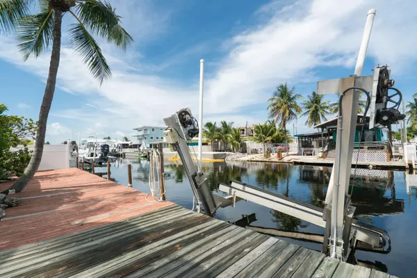 147 Long Key Road, Key Largo, FL 33037