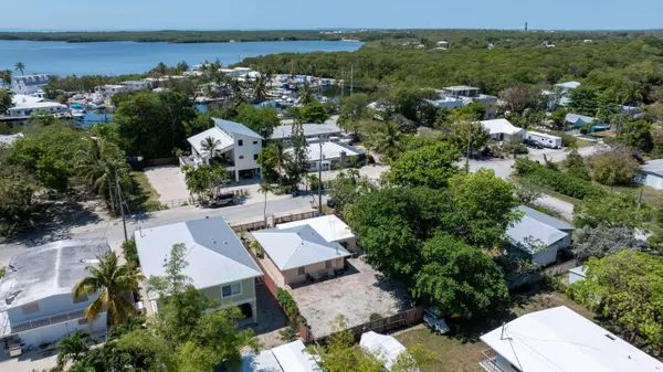 56 SE Marlin Avenue, Key Largo, FL 33037