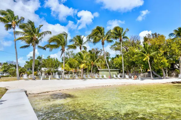 56 SE Marlin Avenue, Key Largo, FL 33037