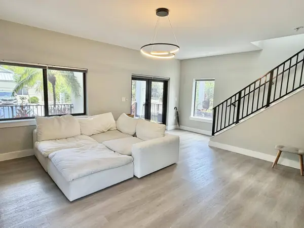 13 Coral WAY, Key Largo, FL 33037