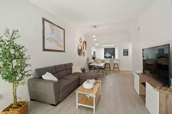 9871 Leeward Avenue, Key Largo, FL 33037