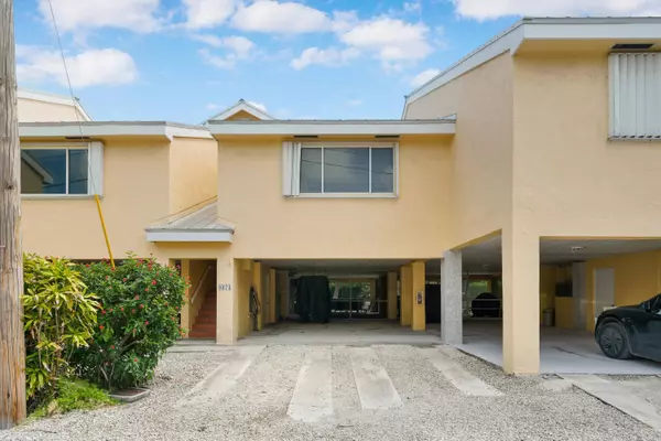 9871 Leeward Avenue, Key Largo, FL 33037