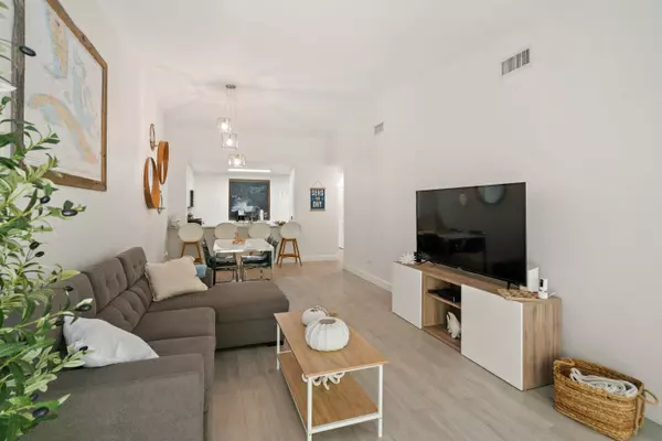 9871 Leeward Avenue, Key Largo, FL 33037