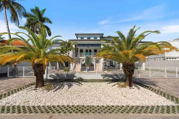 16745 Tamarind Road, Sugarloaf, FL 33042