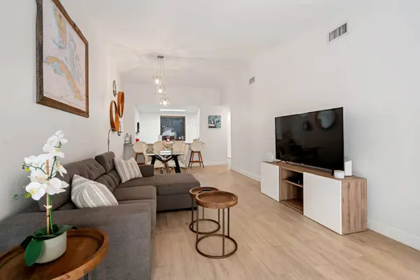 9871 Leeward Avenue, Key Largo, FL 33037