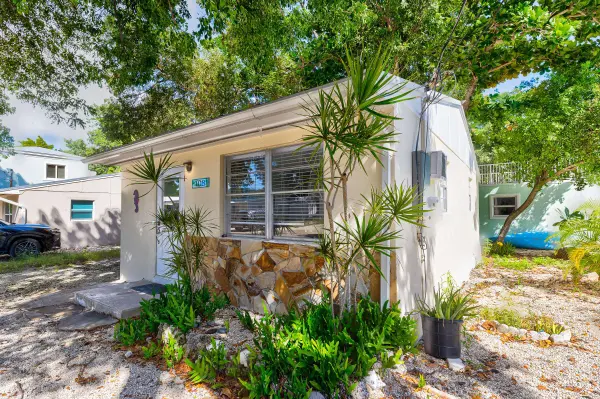 108 Poinciana DR, Key Largo, FL 33037