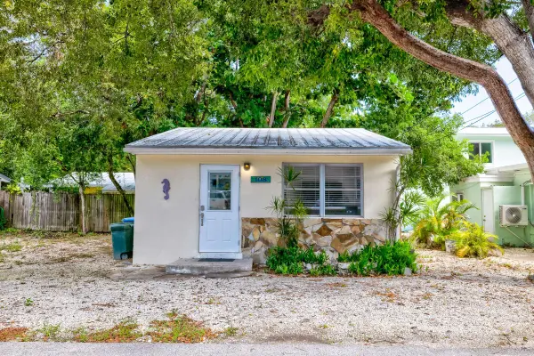 108 Poinciana DR, Key Largo, FL 33037
