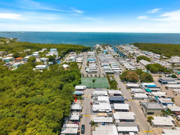 325 Calusa ST, Key Largo, FL 33037