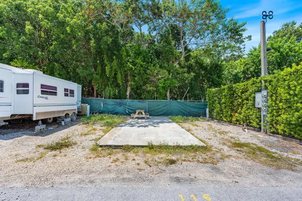 325 Calusa ST, Key Largo, FL 33037