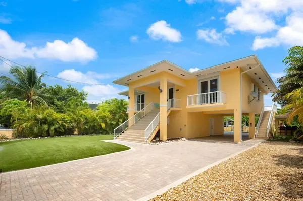 984 Shaw DR, Key Largo, FL 33037