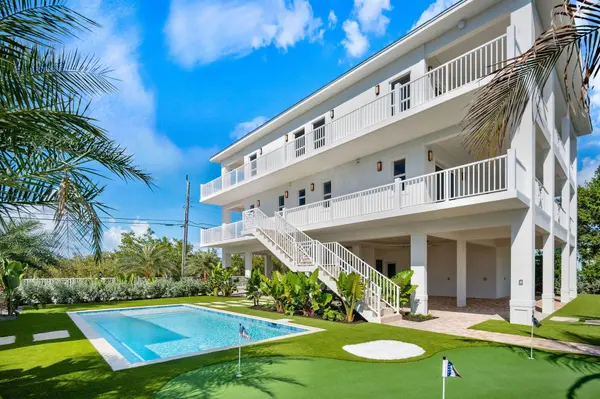 195 Ojibway AVE, Plantation Key, FL 33070