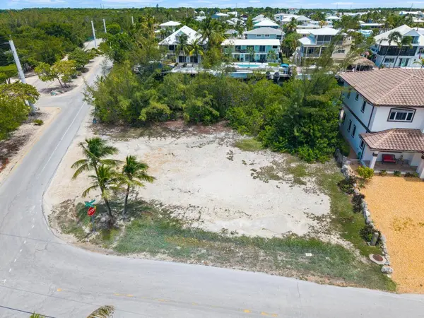 101 Stromboli DR, Plantation Key, FL 33036