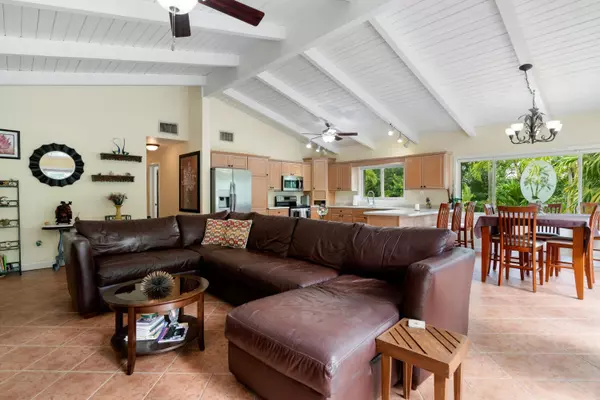 158 Tampa Drive, Plantation Key, FL 33070