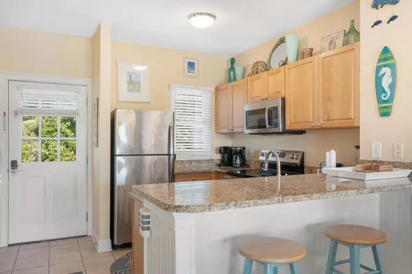 7020 Harbor Village Drive, Duck Key, FL 33050