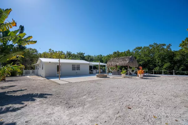 215 Anne Bonny Drive, Key Largo, FL 33037