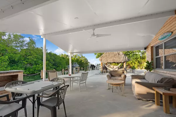 215 Anne Bonny Drive, Key Largo, FL 33037