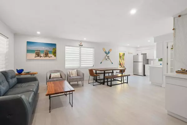 215 Anne Bonny Drive, Key Largo, FL 33037