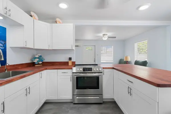 4 Tina Place, Key Largo, FL 33037
