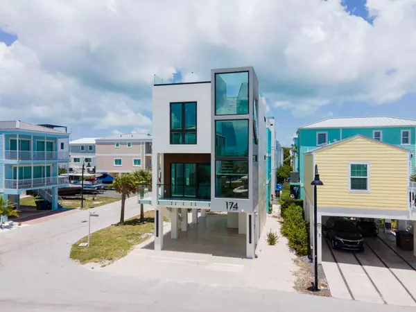 94825 Overseas Highway #174, Key Largo, FL 33037