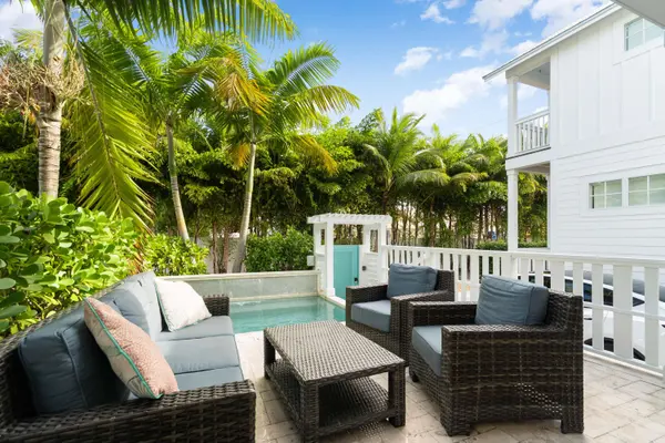81906 Overseas HWY, Upper Matecumbe Key Islamorada, FL 33036