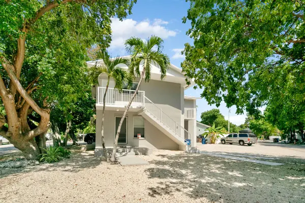 102 Harry Harris DR, Key Largo, FL 33070
