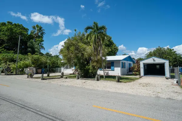 S 8 Andros RD, Key Largo, FL 33037