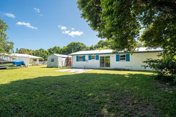 S 8 Andros RD, Key Largo, FL 33037