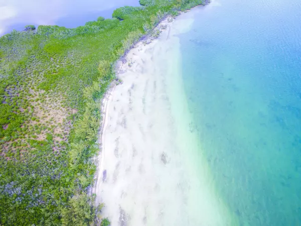 Main Key, Key Largo, FL 33037