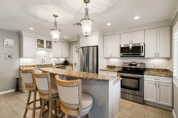 S 240 Coconut Palm BLVD, Plantation Key, FL 33070