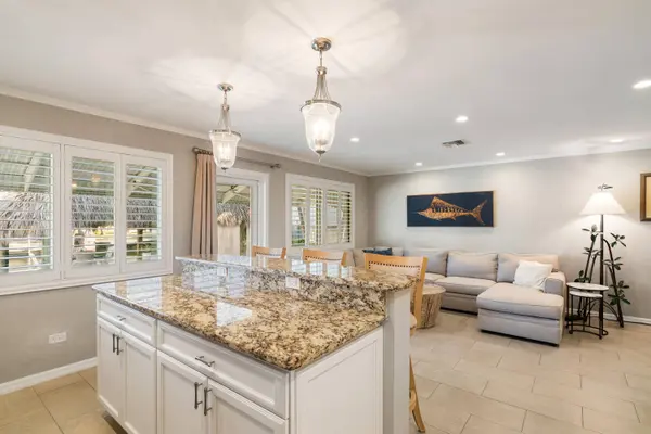 S 240 Coconut Palm BLVD, Plantation Key, FL 33070