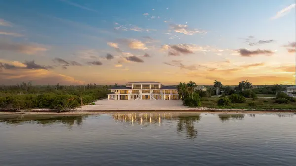 2405 Coco Plum DR, Marathon, FL 33050
