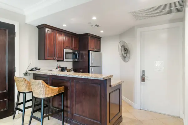 81801 Old HWY, Upper Matecumbe Key Islamorada, FL 33036