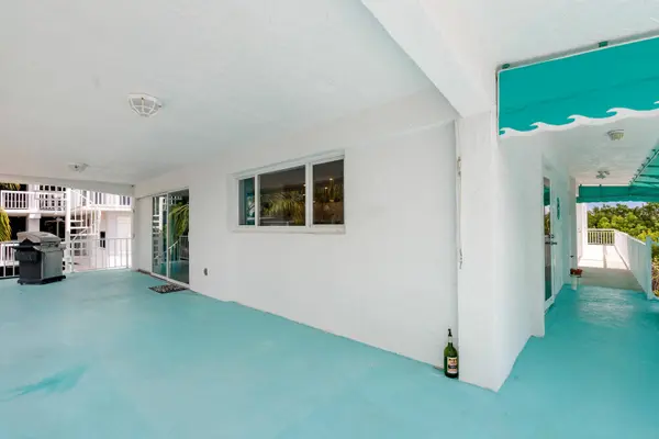 1210 Cactus ST, Key Largo, FL 33037