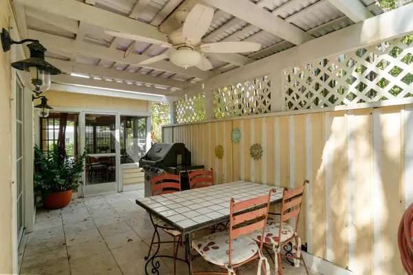 13 Pirates DR, Key Largo, FL 33037
