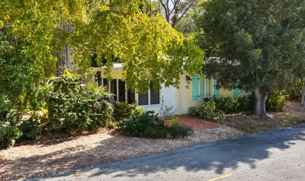 13 Pirates DR, Key Largo, FL 33037
