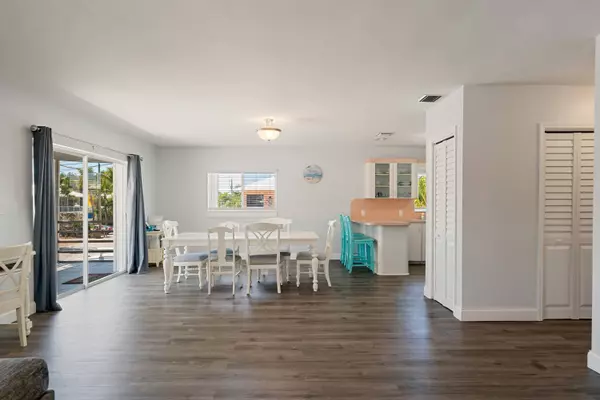 81 Marina Avenue, Key Largo, FL 33037