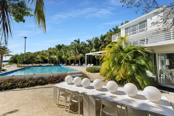 98701 Overseas Highway, Key Largo, FL 33037