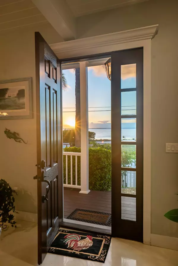 65 Tarpon Avenue, Key Largo, FL 33037