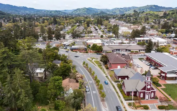 Loma Verde Move-Up/Downsizing Guide: Smooth Transition