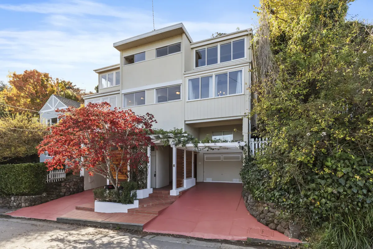 85 Cazneau Ave, Sausalito, CA 94965-1801