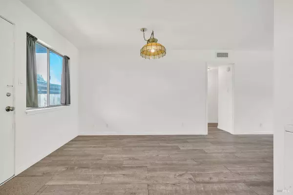 1008 Los Gamos RD F, San Rafael, CA 94903