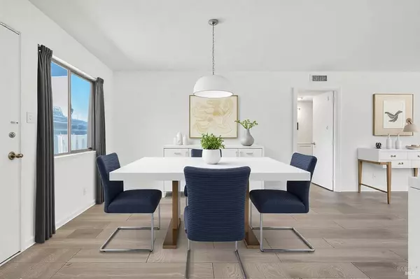 1008 Los Gamos RD F, San Rafael, CA 94903