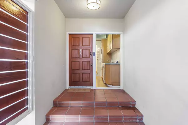 85 Cazneau Ave, Sausalito, CA 94965-1801