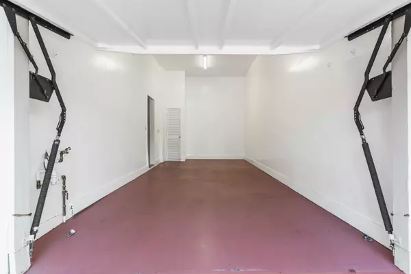 85 Cazneau Ave, Sausalito, CA 94965-1801