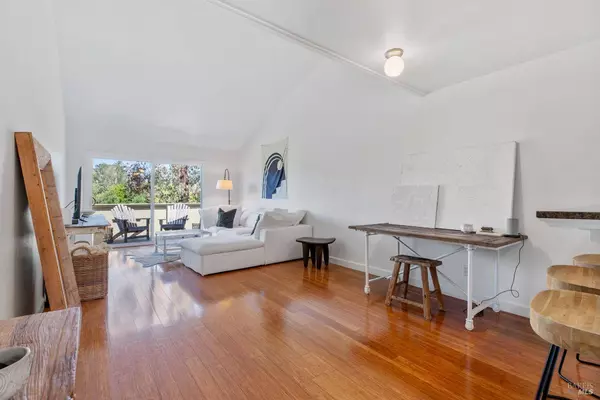 30 Steven WAY, San Rafael, CA 94903