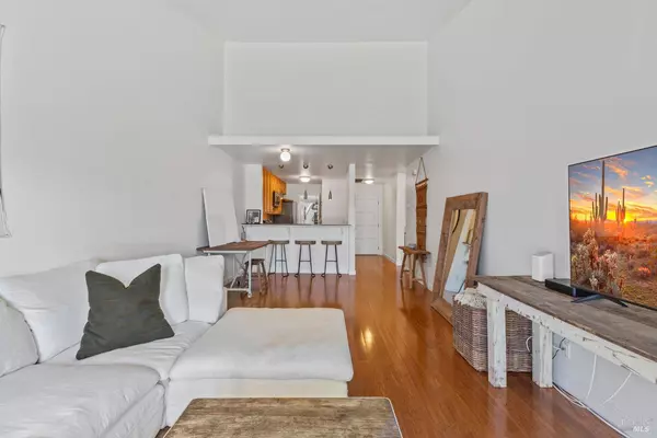 30 Steven WAY, San Rafael, CA 94903