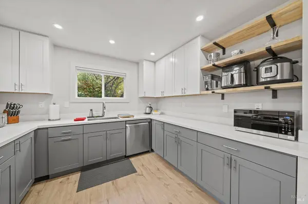 5199 Firestone PL, Santa Rosa, CA 95409