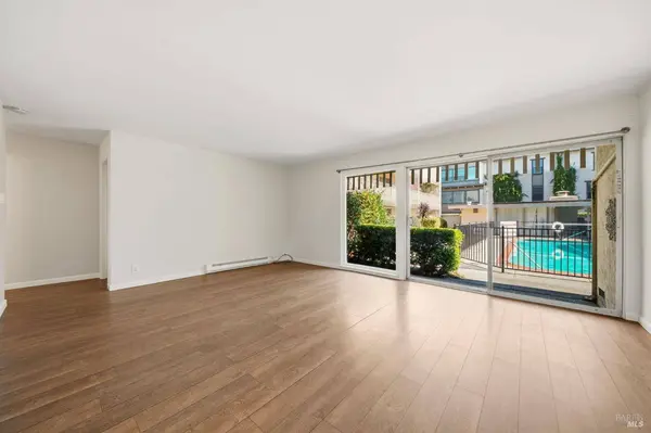 260 Merrydale RD 5, San Rafael, CA 94903